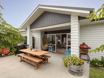 2 Karanema Place, Coastlands, Whakatane