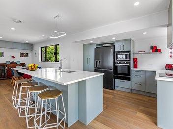 66 Redwing Street, Browns Bay, Auckland