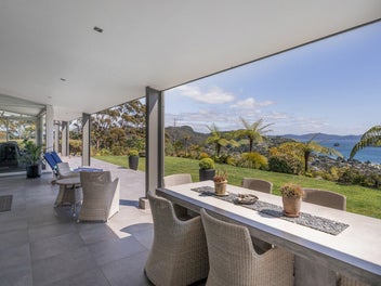 47 Sarahs Hill, Hahei, Whitianga