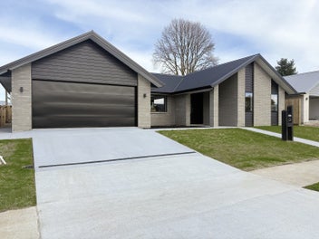 1 Hauhake Terrace, Leamington, Cambridge
