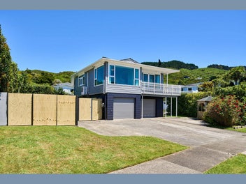 104 Oriel Avenue, Tawa, Wellington