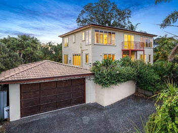 2/213 St Andrews Road, Royal Oak, Auckland