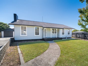 12 Motuoapa Place, Kelvin Grove, Palmerston North