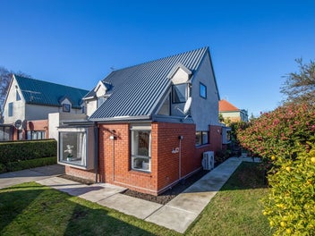 2/10 Nortons Road, Avonhead, Christchurch