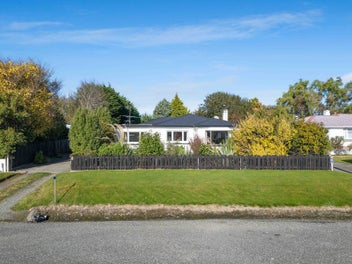 8 Lorne Dacre Road, Lorneville, Invercargill
