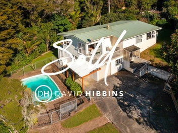 35 McDowell Crescent, Hillcrest, Auckland
