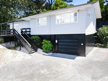 1/3 Aralia Road, Sunnynook, Auckland