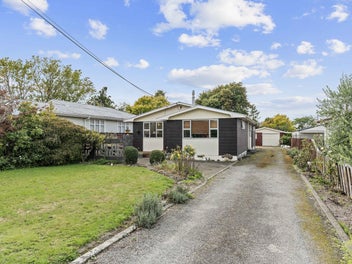 10 Lansdowne Crescent, Lansdowne, Masterton