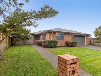 49 Peppertree Glade, Kelvin Grove, Palmerston North