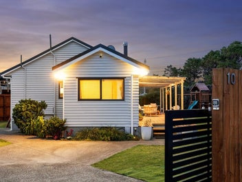 10 Great North Road, Riverhead, Riverhead