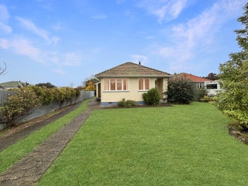 18 Christian Street, Dannevirke