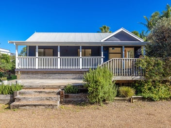 23 Sea View Road, Ostend, Waiheke Island