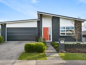 6 Orchard Terrace, Riverhead, Riverhead