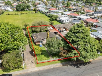 12 Cross Street, Papakura, Papakura