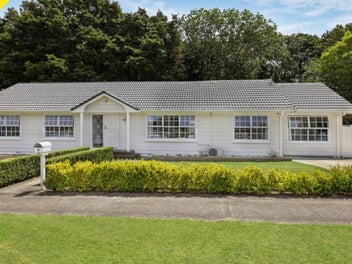 6 Walpole Avenue, Hillpark, Auckland