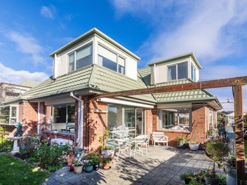 1/14 Aston Drive, Waimairi Beach, Christchurch