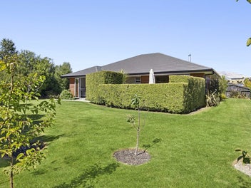 33 Sherwin Avenue, Albert Town, Wanaka