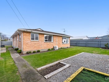 2/60 Thackeray Street, Trentham, Upper Hutt