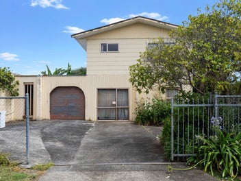 107 Raglan Street, Mangere East, Auckland