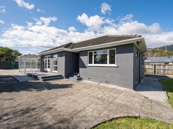 15 Palm Avenue, Stoke, Nelson