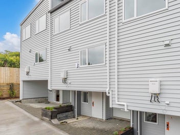 7C Liston Street, Northcote, Auckland