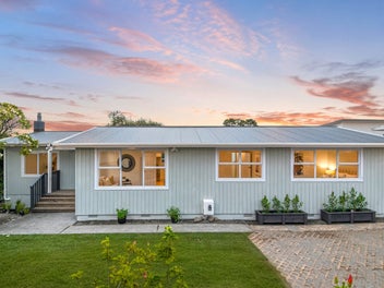 1/25 Tramway Road, Beach Haven, Auckland