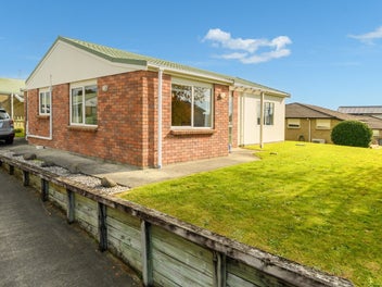 70 Chadwick Road, Greerton, Tauranga