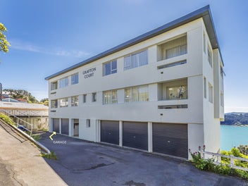 1/53 Grafton Road, Roseneath, Wellington