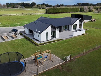 60 Orion Road East, Makarewa, Invercargill