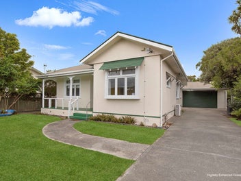 4 Douglas Street, West End, Palmerston North