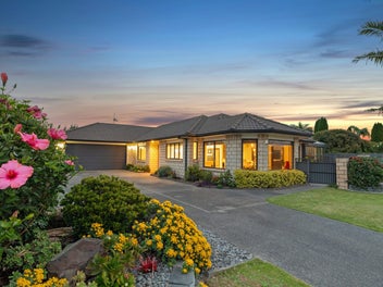 51 Beachwater Drive, Papamoa Beach, Papamoa