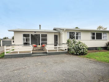 30 Ross Street, Otane
