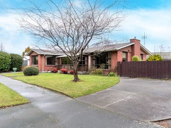 7 Woodbury Street, Avonhead, Christchurch