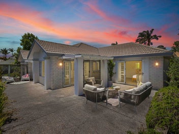 1 Tyburn Lane, Unsworth Heights, Auckland