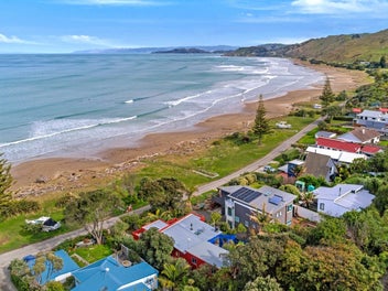 11 Makorori Beach Road, Gisborne
