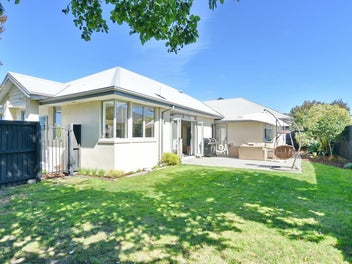 3 Puhara Avenue, Parklands, Christchurch