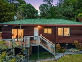 90C Rosier Road, Glen Eden, Auckland