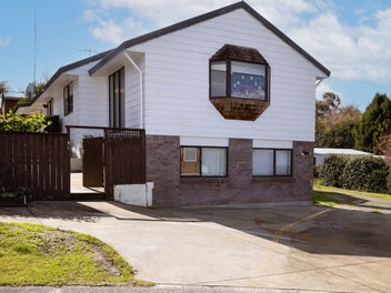 19B Chester Street, Judea, Tauranga