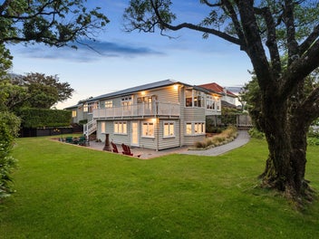 32 Homewood Avenue, Karori, Wellington