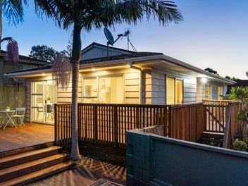 1/34 Bayview Road, Bayview, Auckland