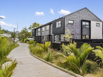 7/664 Swanson Road, Swanson, Auckland