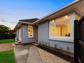 1/172 Langdons Road, Northcote, Christchurch