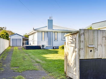 16 Grey Street, Normanby, Hawera