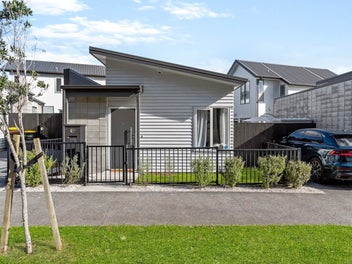 130 Leybourne Circle, Glen Innes, Auckland