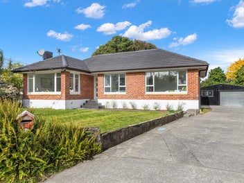 8 Malcolm Place, Mangere East, Auckland