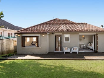 76B Walmer Road, Point Chevalier, Auckland