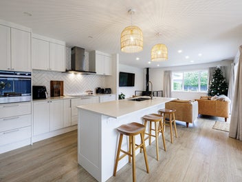 31 Hikawera Drive, Frimley, Hastings