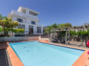 8 Gladstone Road, Bluff Hill, Napier