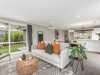33 Tradewinds drive, Whitby, Porirua