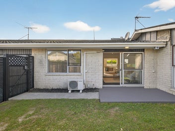 2/130 Edgeware Road, St Albans, Christchurch